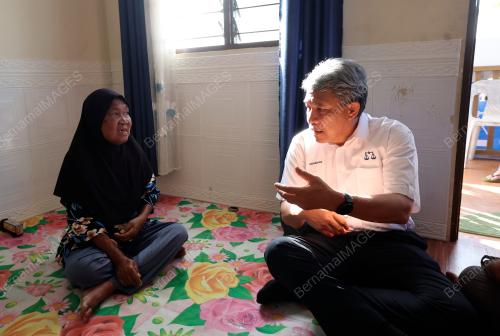 DATUK SERI MOHAMAD HASSAN