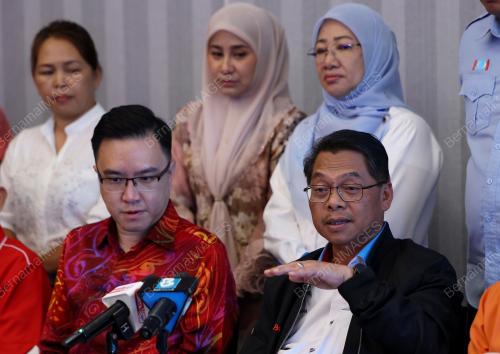 SIDANG MEDIA DATUK MUSTAPHA SAKMUD