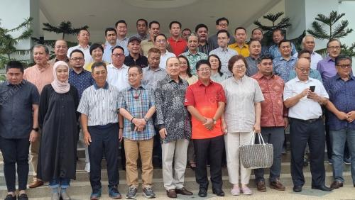DATUK HAJIJI NOOR