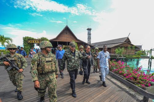 TAN SRI ANNUAR MUSA