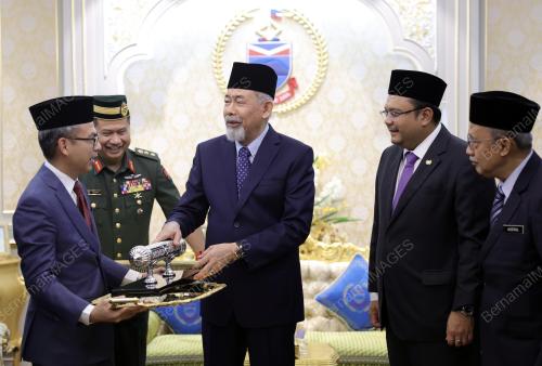 TUN JUHAR MAHIRUDDIN