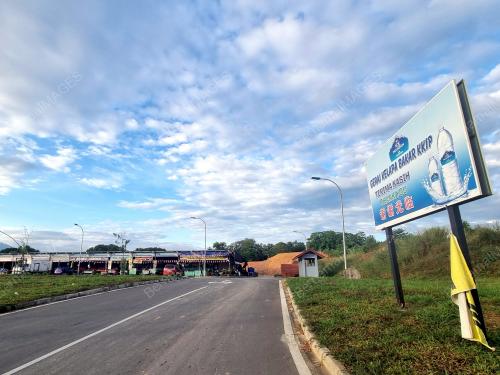 GERAI KELAPA BAKAR TUARAN