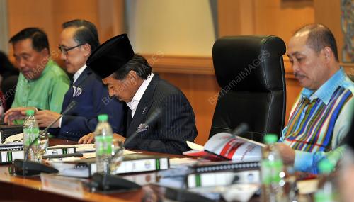 SB05_11092017_UMNO