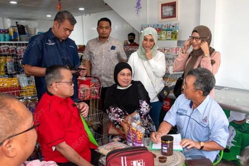 DATUK DR JOACHIM GUNSALAM