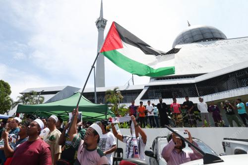 PERHIMPUNAN AMAN