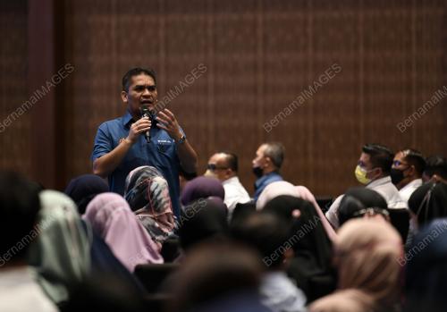 DATUK DR RADZI JIDIN