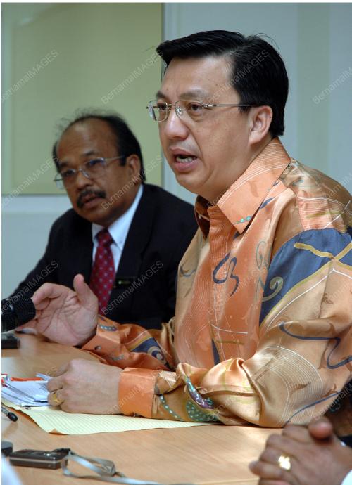 LIOW TIONG LAI