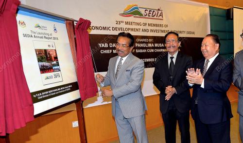 SB05_15122016_SEDIA