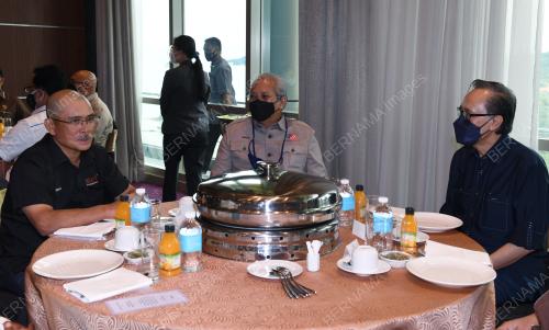 TAN SRI ANNUAR MUSA