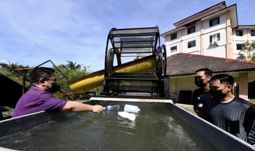 JENTERA PEMBERSIH SUNGAI