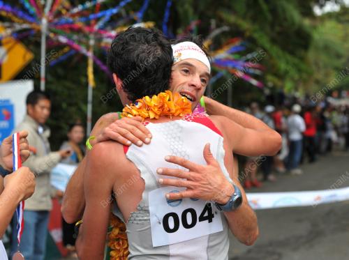 LARIAN MENDAKI GUNUNG KINABALU