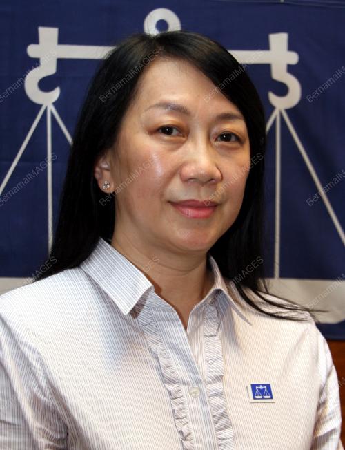 LINDA TSEN THAU LIN
