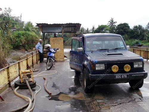 FERI LABUK BELURAN