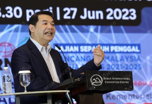 RAFIZI RAMLI