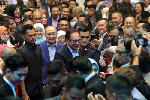 DATUK SERI ANWAR IBRAHIM