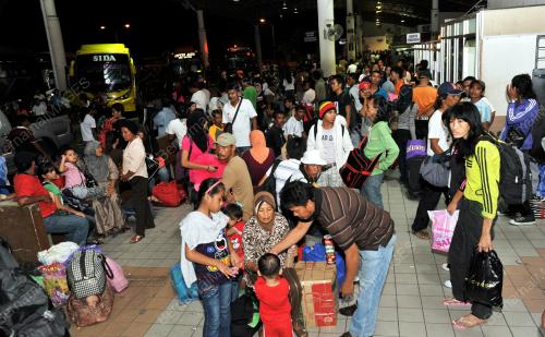 PULANG KAMPUNG HARI RAYA