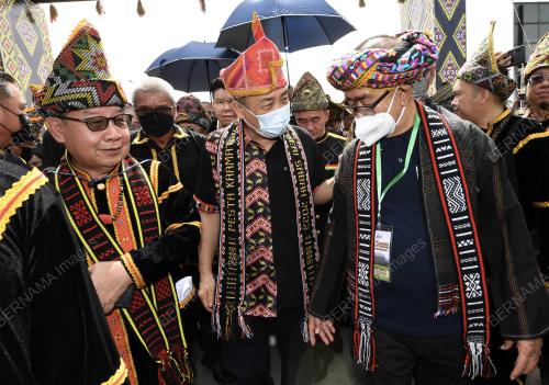 PESTA KAAMATAN SABAH