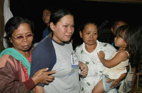 KELUARGA MANGSA LETUPAN BOM