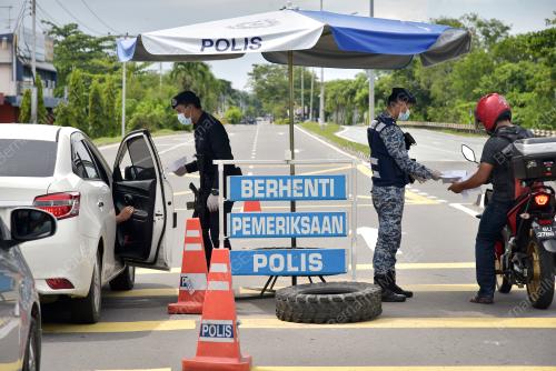 SEKATAN JALAN RAYA