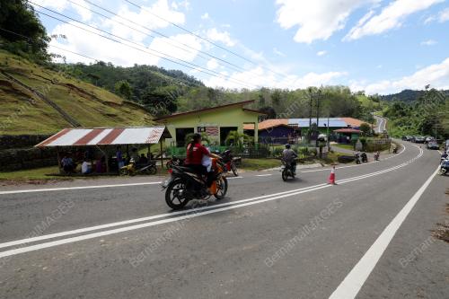 SEKOLAH KEBANGSAAN (SK) SIMPANG TENOM