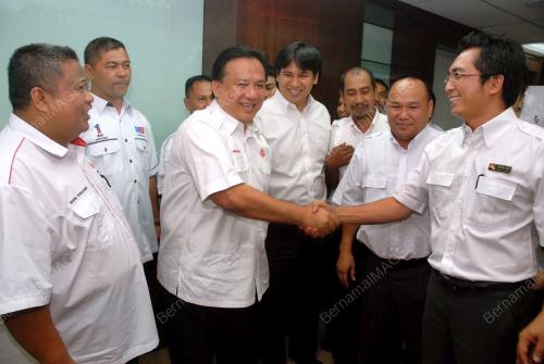 AWANG KADIN TANG