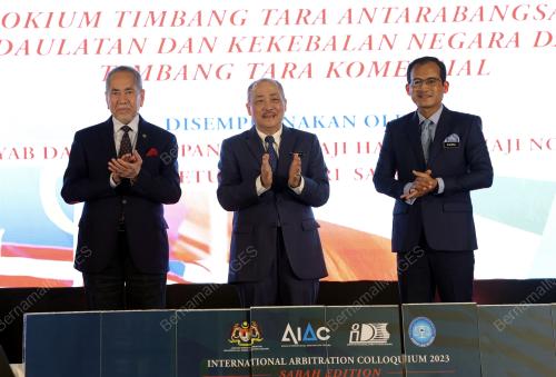 DATUK SERI HAJIJI NOOR