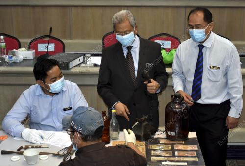 DATUK DR IR AMRULLAH KAMAL