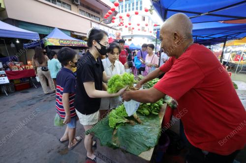 PASAR MALAM TAHUN BARU CINA SEGAMA