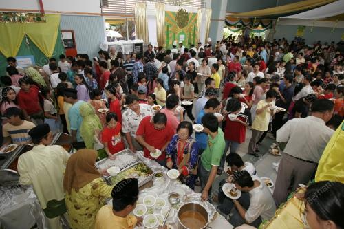 RUMAH TERBUKA