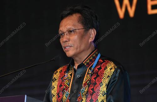 DATUK SERI MOHD SHAFIE APDAL
