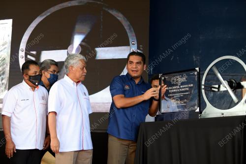 DATUK DR. RADZI JIDIN