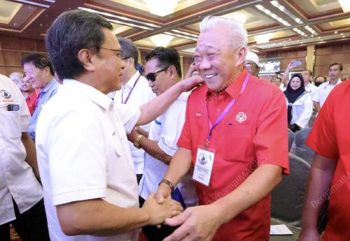 DATUK SERI MOHD SHAFIE APDAL