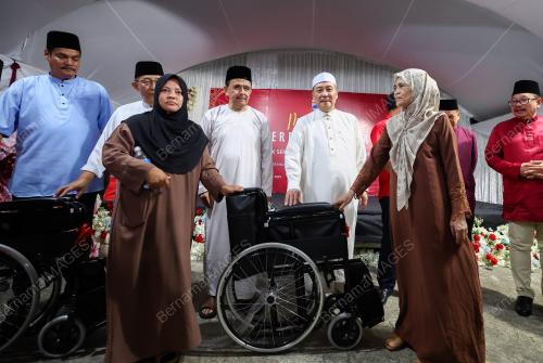 DATUK SERI HAJIJI NOOR