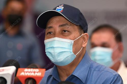DATUK HAJIJI NOOR