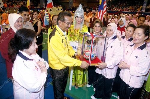 ROSMAH MANSOR