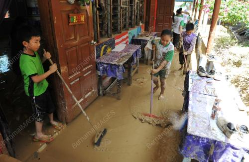 SB06_15082017_BANJIR