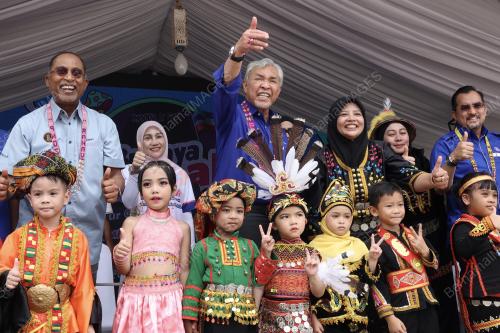 DATUK SERI DR AHMAD ZAHID HAMIDI