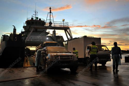 SARINGAN COVID-19 TERMINAL FERI RORO