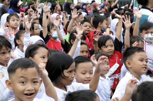 SESI PERSEKOLAHAN 2023/2024