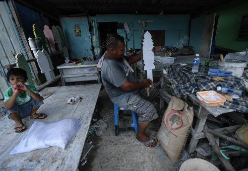 BATU NISAN KAMPUNG DUMPIL