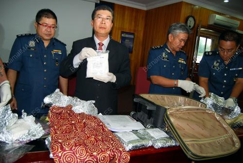 SB06_20112012_DADAH
