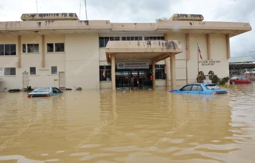 SB06_21012015_BANJIR