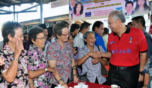 SB06_21042012_WARGA_EMAS