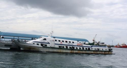 SB06_24012011_FERRY