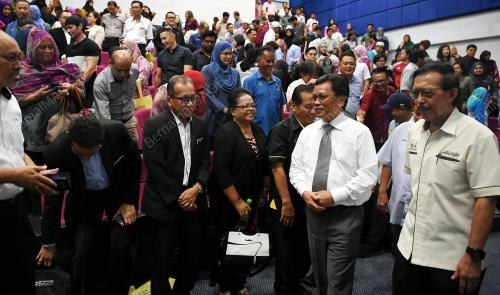 SB06_26112019_SEDIA