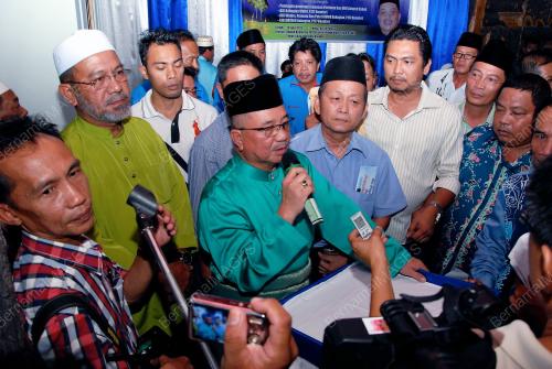 SB06_28072012_LAJIM_UKIN