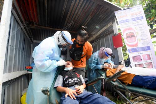 PERKHIDMATAN KOMUNITI BERGERAK