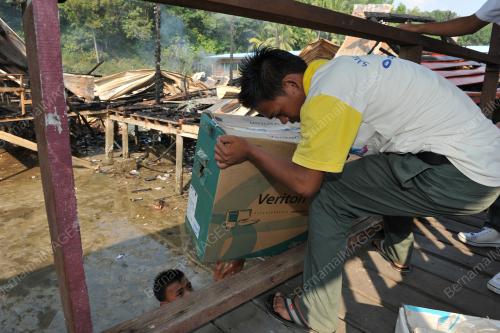 KEBAKARAN SMK PULAU GAYA