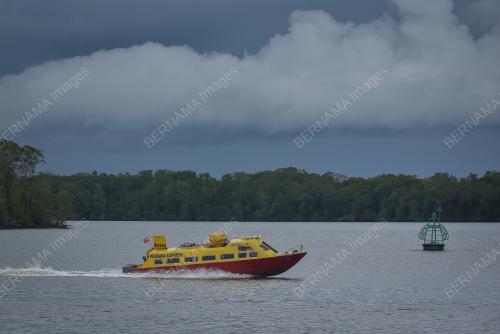 HUJAN TERMINAL FERI MENUMBOK