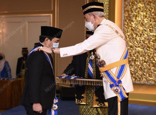 TUN JUHAR MAHIRUDDIN